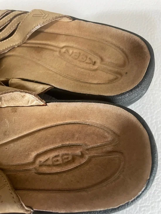 Keen Women’s Brown Slide In Mules. Good Condition. Size 6. - Picture 3 of 10